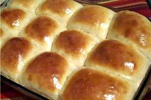 Fluffy Dinner Rolls