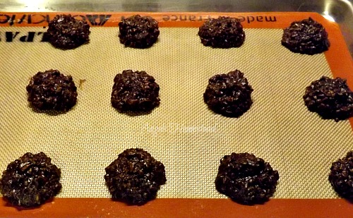 Chocolate Walnut Cookies